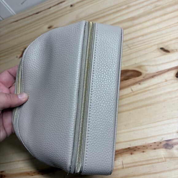 Taylor Madison Designs Travel Jewelry Organizer Makeup Bag Tan Leather - Picture 3 of 10